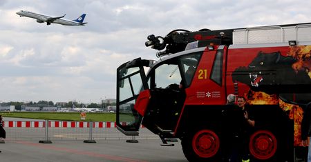 Ważny test strażaków na Lotnisku Chopina. Tymczasowe rozwiązanie?
