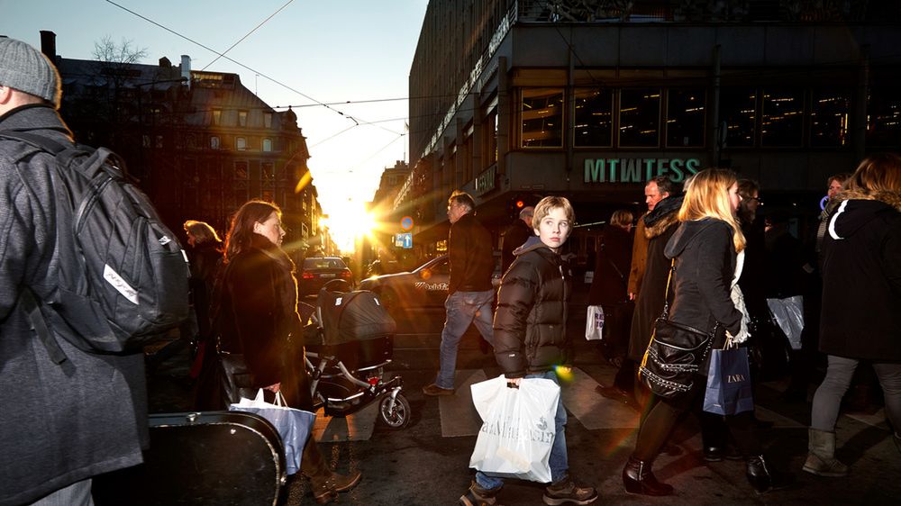 Zobacz jak Europejczycy przekraczają drogi w projekcie Poike Stompsa 1