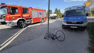 Rowerzysta potrącony pod Warszawą. Na miejsce wezwano śmigłowiec LPR