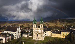 Europejska perła baroku. Strefa kibica na terenie... opactwa