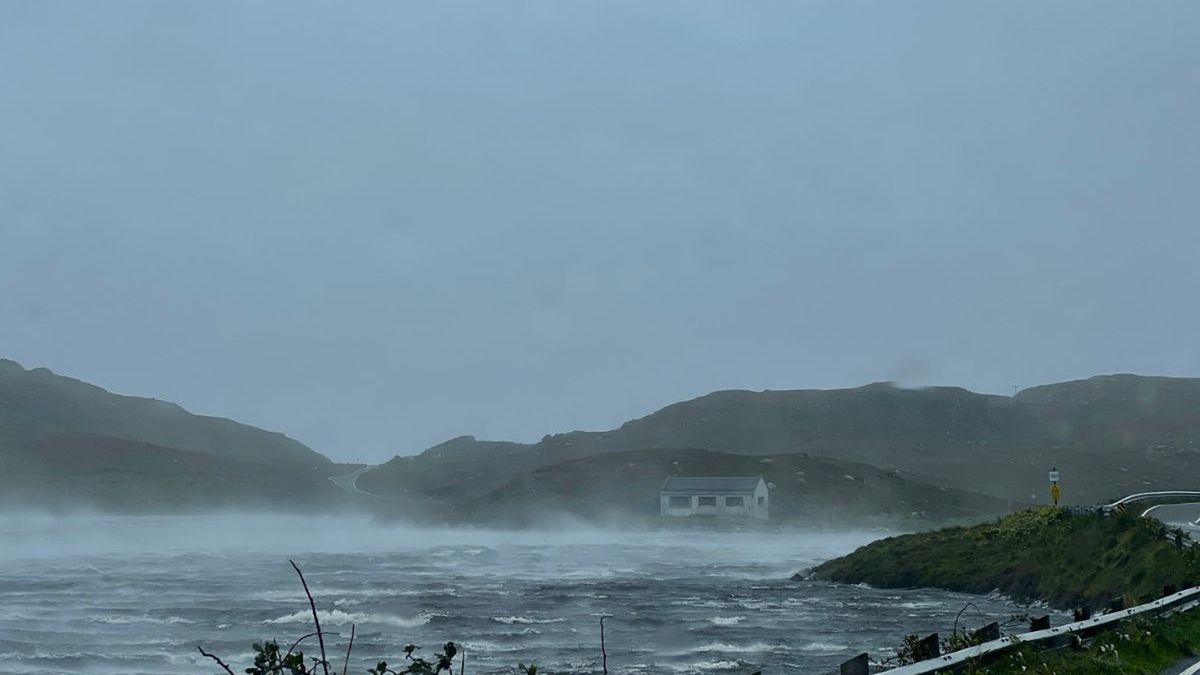Sztorm Floris paraliżuje Wielką Brytanię i Irlandię
