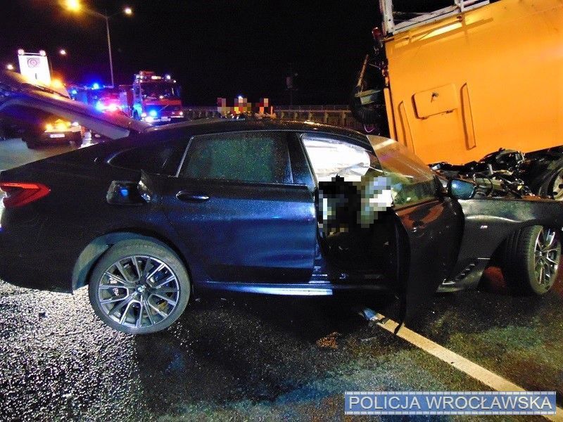 Wrocław. Tragiczny wypadek na AOW. Zginął 39-letni kierowca BMW