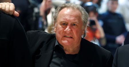 "Lubi się wygłupiać". Aktorka broni oskarżonego o molestowanie Depardieu