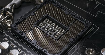 Podróż w czasie. Nowy model płyty głównej na chipsecie z 2011 r. – dla Intel Core 2. i 3. gen
