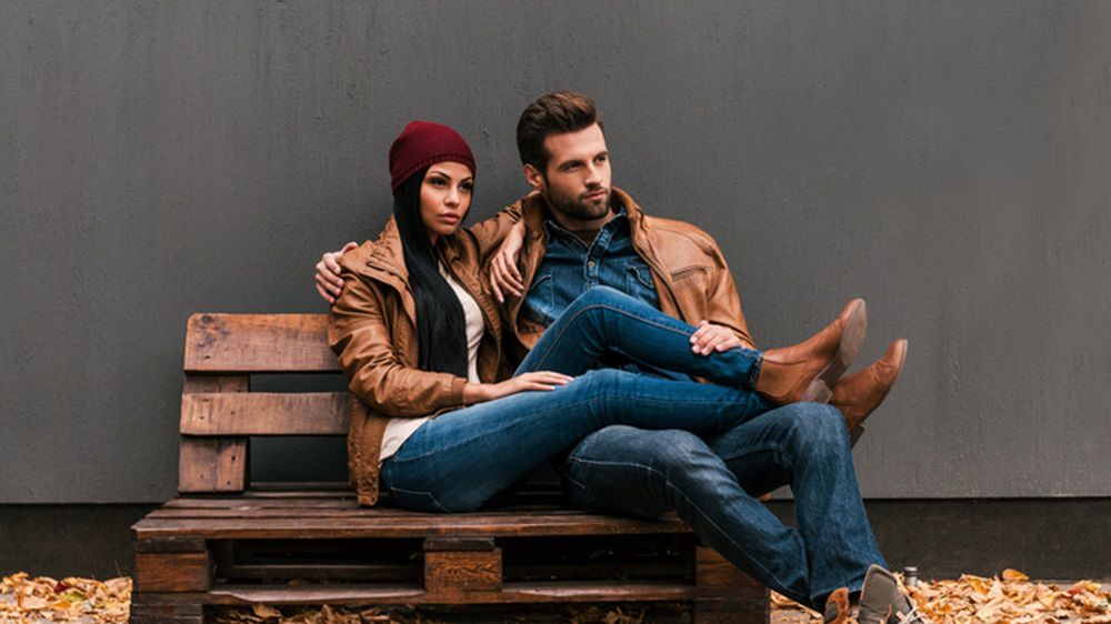 Brązowe sztyblety to świetne rozwiązanie na jesień