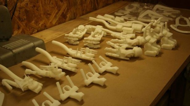 Atlas z Portala 2 w świecie rzeczywistym 1