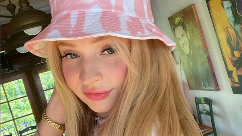 Kim Petras lubuje się w zabiegach poprawiających urodę 