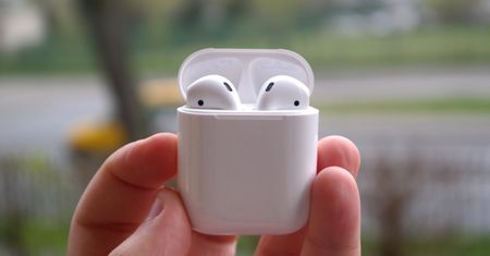 AirPods Pro jeszcze w październiku? Słuchawki Apple'a mają być wyjątkowo drogie