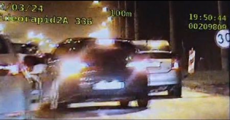 Szeryfował na oczach policji. Dostał 4500 zł mandatu - jest nagranie