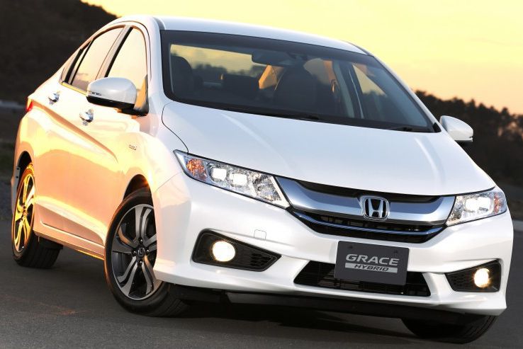 Honda Grace Hybrid – praktyczna i oszczędna