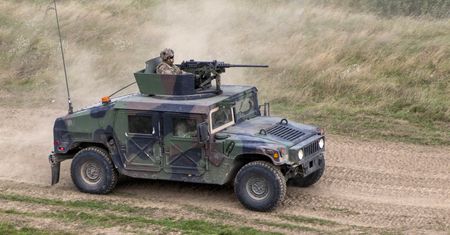 Rosjanie zdobyli samochód HMMWV. Jego opancerzenie wywołało zdumienie