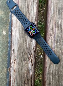 Rok z Apple Watch Series 3: Czy warto kupić najtańszy mądry zegarek Apple?