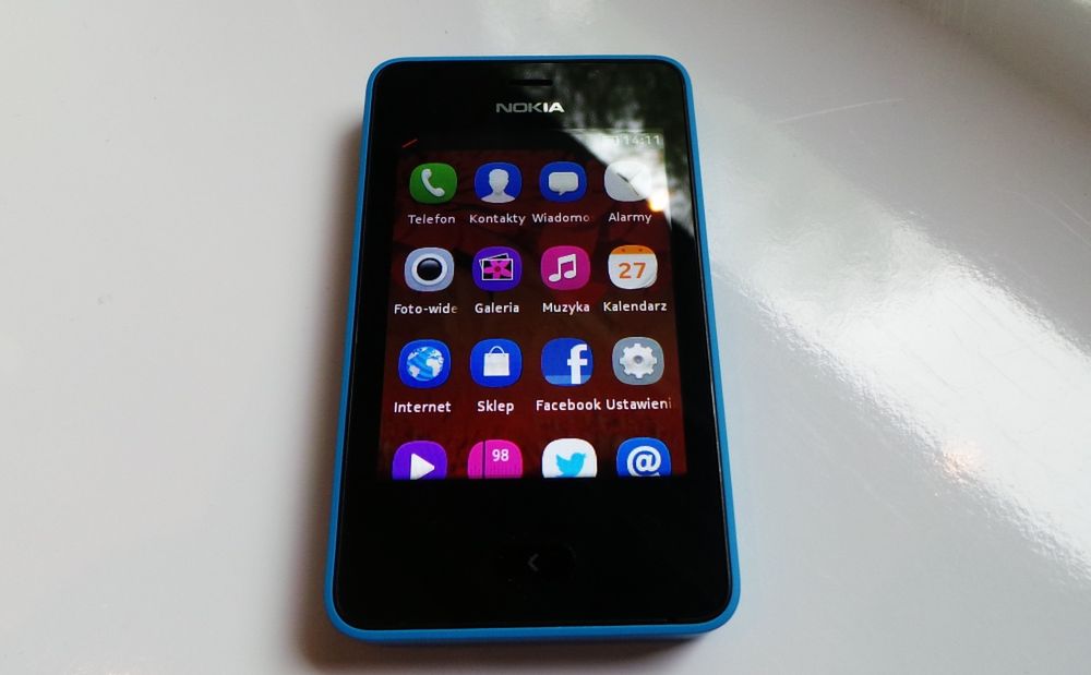 Asha 501 to początek "smartfonów dla każdego" Nokii 4