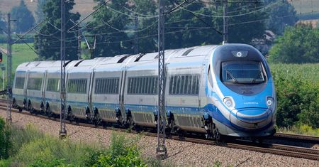 PKP zaskoczyło promocją. Niższe ceny dla wszystkich!