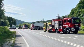 Tragedia na drodze w Zembrzycach. Znamy okoliczności wypadku, w którym zginęła 54-letnia kobieta