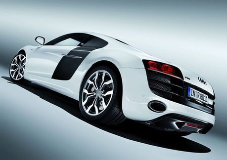 Audi z konkurencją na łopatkach...