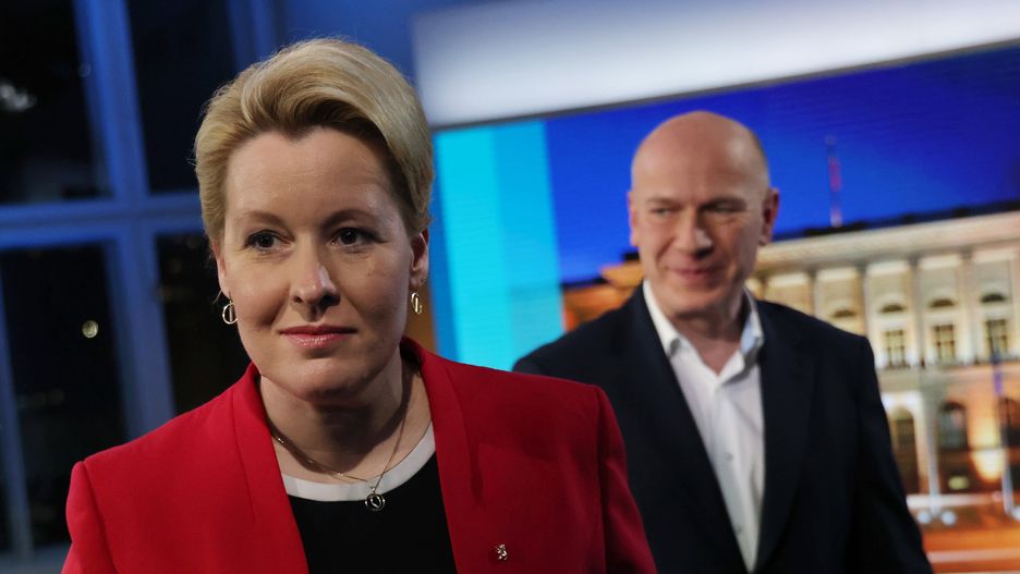 BERLIN, GERMANY - FEBRUARY 12: Franziska Giffey (L), Social Democrat (SPD) and Governing Mayor of Berlin, and Kai Wegner, lead candidate of the German Christian Democrats (CDU), attend television interviews following initial results that give the CDU a strong win and the SPD a poor result in the Berlin state election redo on February 12, 2023 in Berlin, Germany. Berlin, which is one of Germany's 16 states, is redoing its 2021 state parliamentary elections following a court ruling last November. The 2021 election was marred by shortcomings that included insufficient or wrong ballots at some polling stations, voter queues that stretched for hours and voting that took place after the election deadline.  (Photo by Sean Gallup/Getty Images)