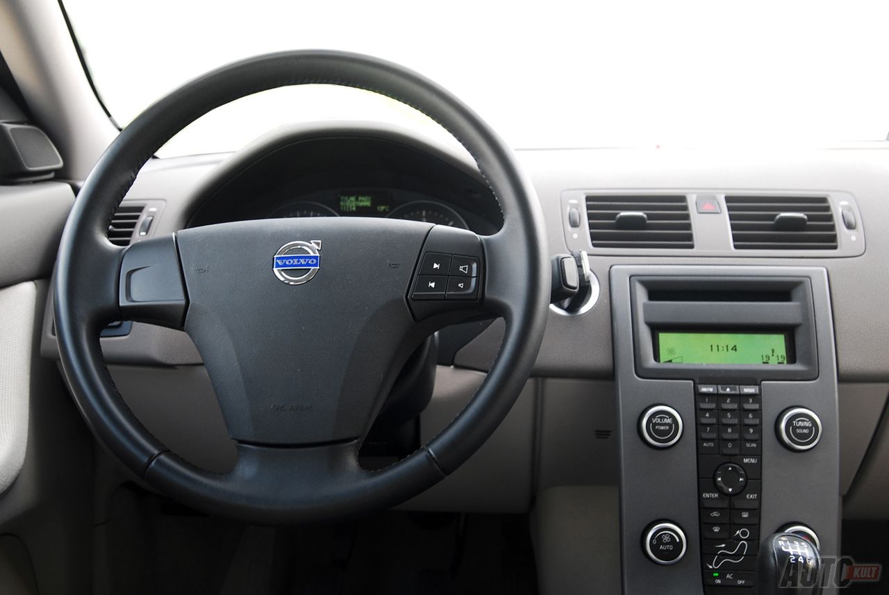 Volvo S40 D2 DRIVe (fot. Paweł Kaczor)