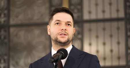 Patryk Jaki pytany o Daniela Obajtka: atakujecie mnie w pięciu na jednego