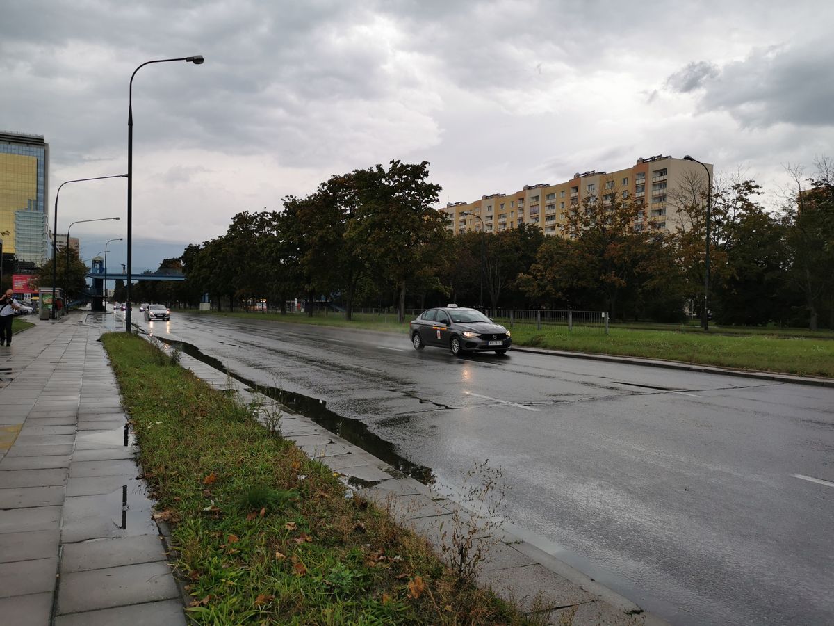 Wrocław. Pogoda. 13 października - zimno i mokro. Ostrzeżenie przed ulewami w drugiej części dnia