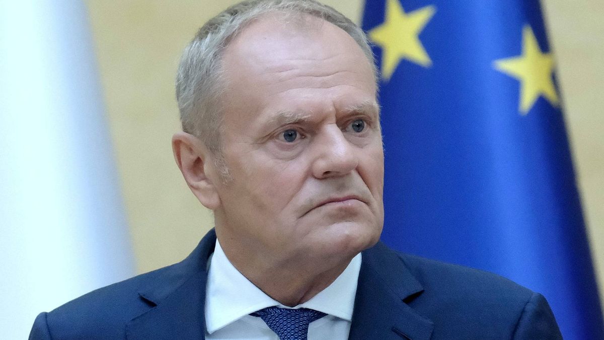 Donald Tusk zachwalany w TVP Info