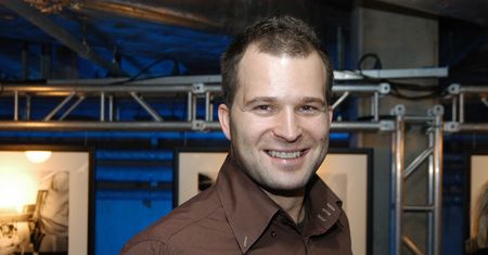 Był bożyszczem kobiet na początku XXI wieku. Tak zmienił się Damian Aleksander