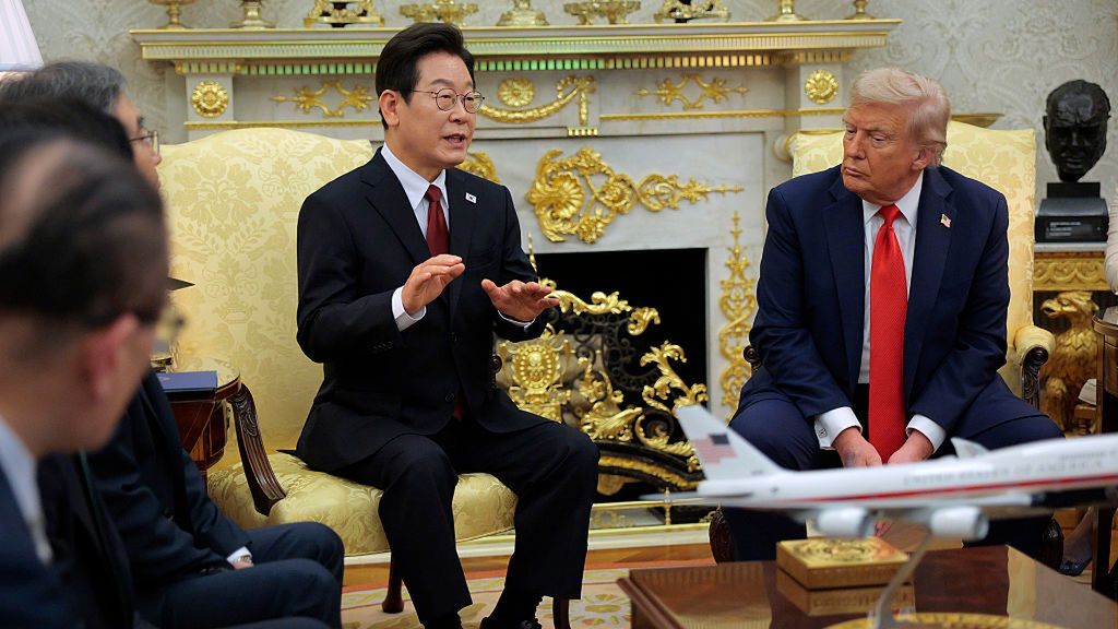 President Trump Meets With South Korean President Lee Jae Myung At The White House
WASHINGTON, DC - AUGUST 25: U.S. President Donald Trump (R) and South Korean President Lee Jae-myung talk to reporters before an Oval Office meeting at the White House on August 25, 2025 in Washington, DC. During Lee's first official visit to the White House, the two leaders are set to discuss trade and military cooperation to counter North Korea and China, South Korea's top trade partner. (Photo by Chip Somodevilla/Getty Images)
Chip Somodevilla