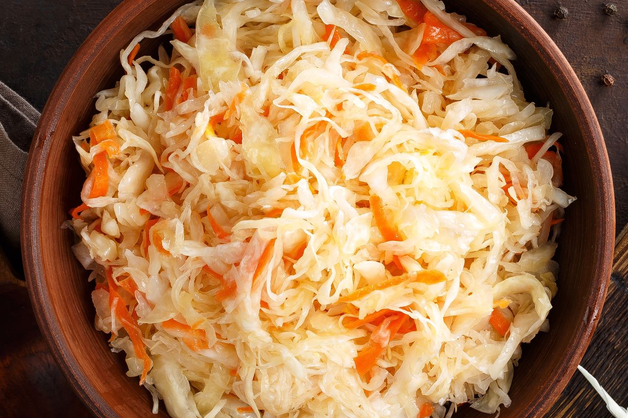 Sauerkraut should be an important part of the diet in autumn.