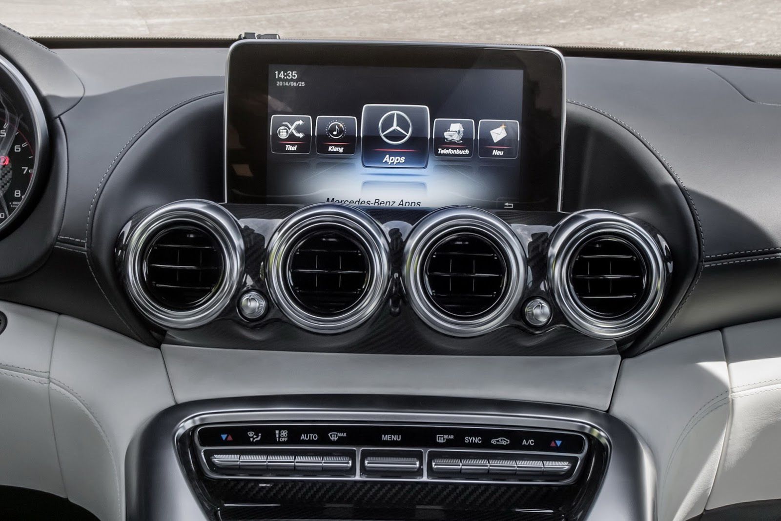 Mercedes-AMG GT na ponad 180 zdjęciach! 51
