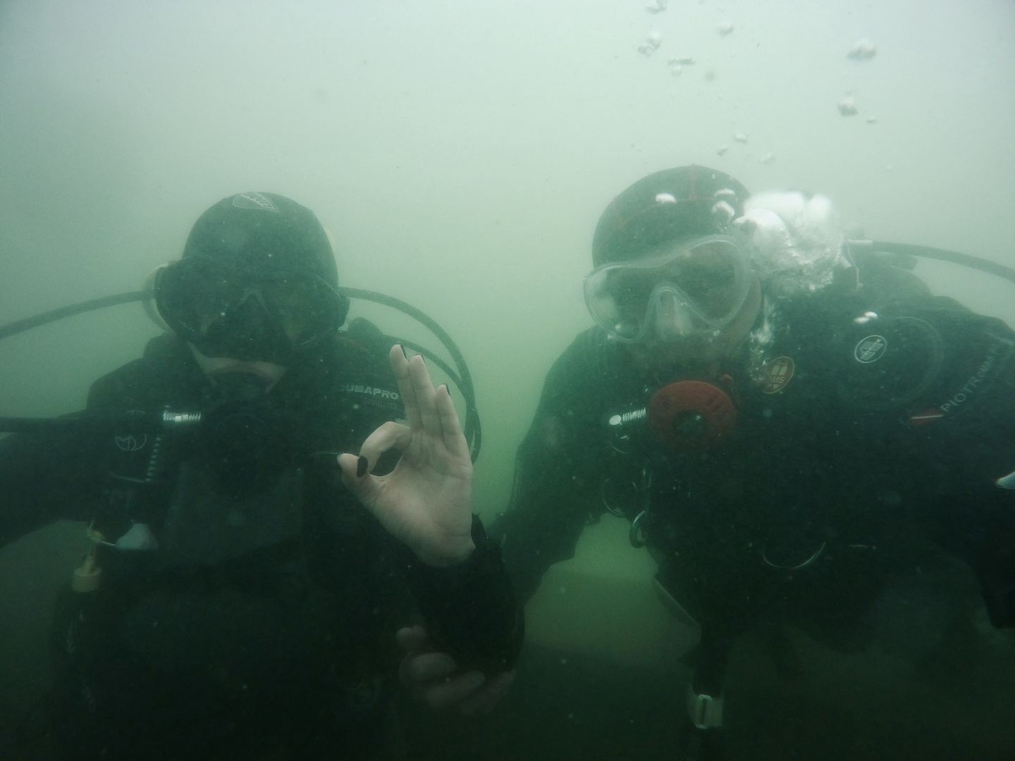 Selfie z instruktorem w lustrze w jeziorze Kłodno