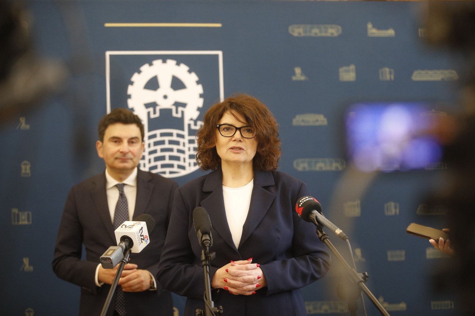 Ewa Weber została przedstawiona jako pełniąca funkcję prezydenta Zabrza podczas konferencji w urzędzie miejskim z udziałem wojewody śląskiego Marka Wójcika