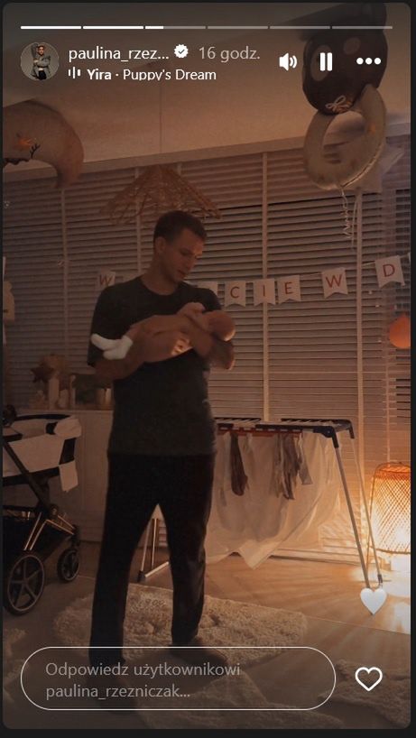 Jakub Rzeźniczak cieszy się z córki 