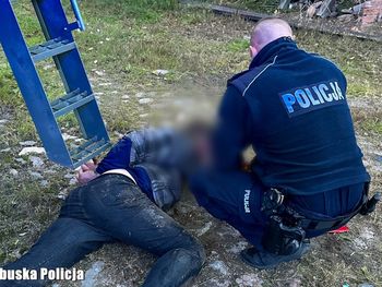 Kandlewo: Pijackie akrobacje podczas ucieczki motorowerem