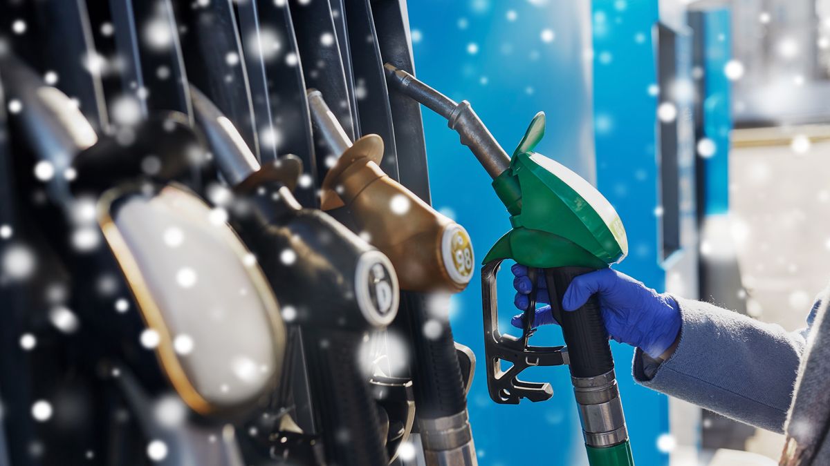 Analitycy e-petrol.pl nie przewidują znaczących obniżek cen paliw przed Bożym Narodzeniem. 