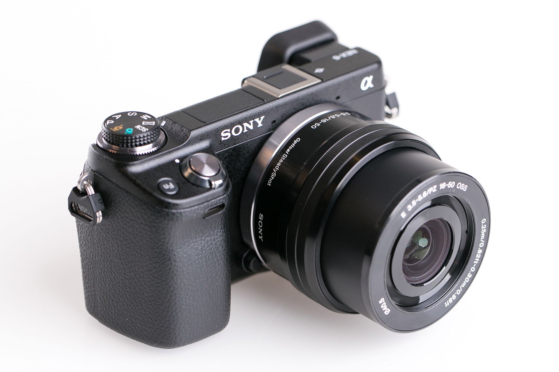 Wakacyjne ogórki, czyli plotki o Sony NEX-5T, Olympusie E-M7 i Sigmie 24-70mm f/2 1