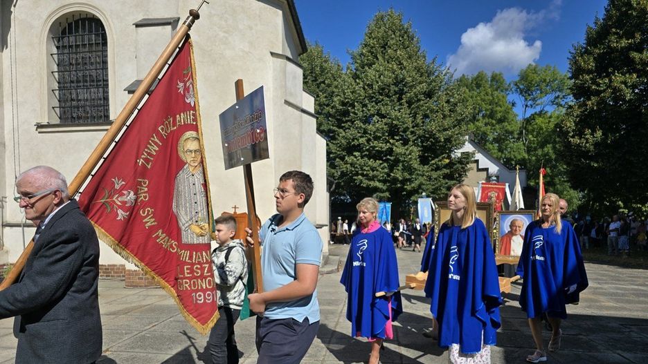 W Sanktuarium Matki Bożej Pocieszenia w Górce Duchownej trwa wielki odpust. Dziś przyszły i przyjechały tu tłumy pielgrzymów