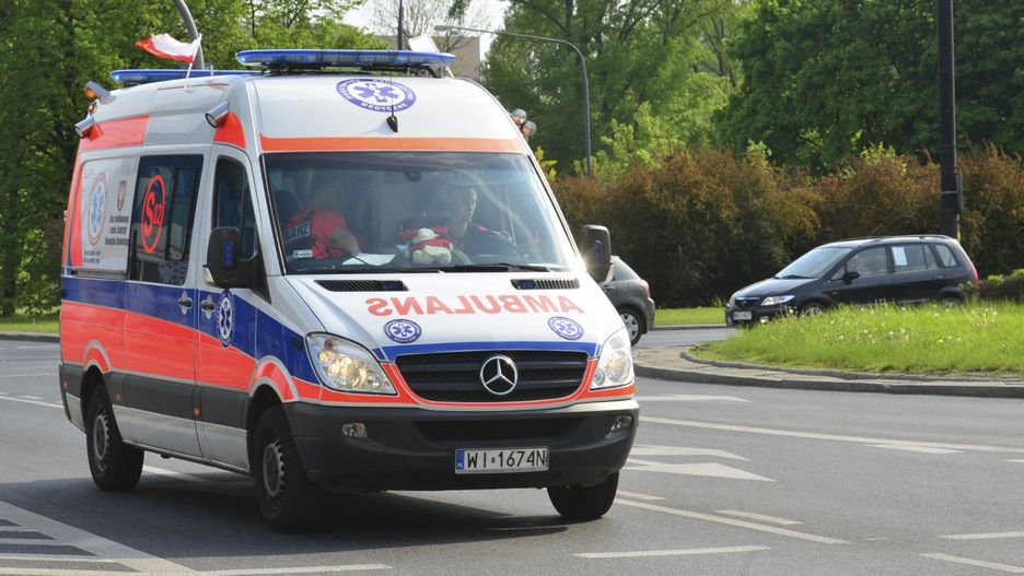 Wypadek na S7. Ranne dwie osoby