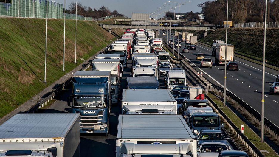 Przejechanie odcinka do węzła Poznań-Luboń może zająć nawet ponad pół godziny.