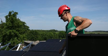 Dopłaty ruszą lada dzień. Polacy już jednak masowo instalują solary