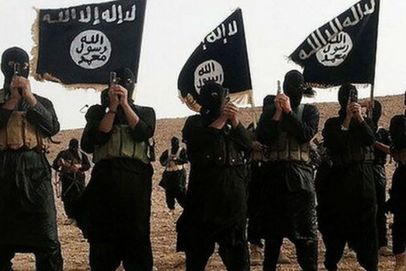 Nie żyje główny przywódca ISIS Maher al-Agal. Na zdjęciu oddział terrorystów tzw. Państwa Islamskiego