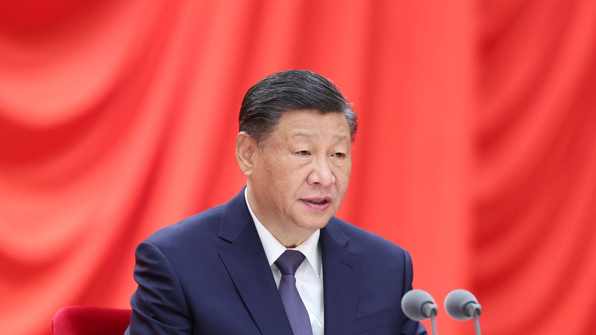 Chinese President Xi addresses Communist Party's CCDI plenary session
epa11064697 Chinese President Xi Jinping, General Secretary of the Communist Party of China (CPC) Central Committee and chairman of the Central Military Commission, addresses the third plenary session of the 20th CPC Central Commission for Discipline Inspection (CCDI) in Beijing, China, 08 January 2024.  EPA/XINHUA / JU PENG CHINA OUT / UK AND IRELAND OUT  /       MANDATORY CREDIT  EDITORIAL USE ONLY  EDITORIAL USE ONLY 
Dostawca: PAP/EPA.
XINHUA / JU PENG