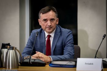 Wyjazd Ziobry. Politycy PiS dowiedzieli się o ruchu z mediów