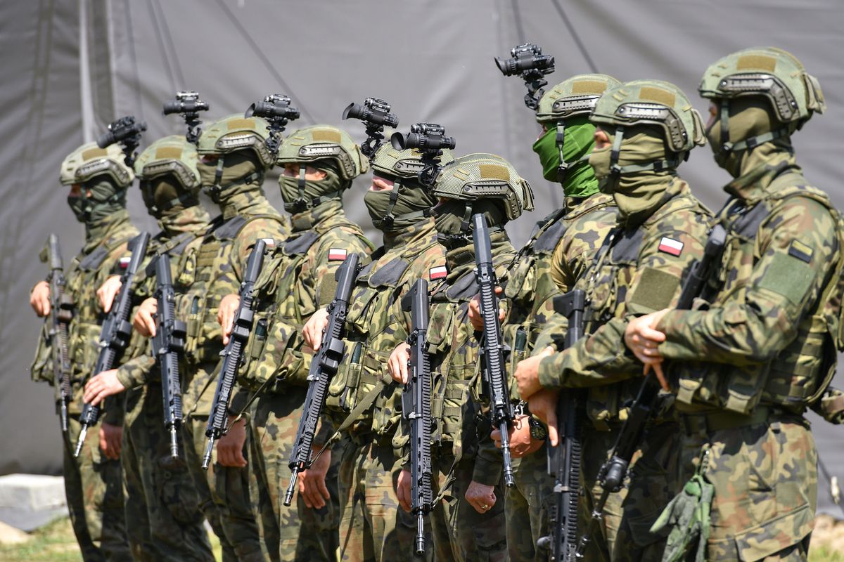 Kolejni żołnierze na granicy z Białorusią