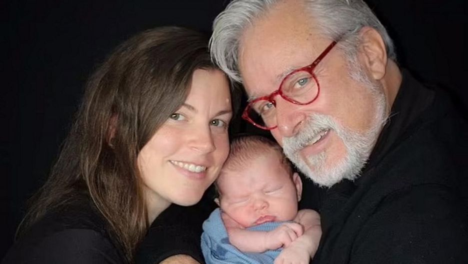 Między nimi jest 27 lat różnicy. Mimo to doczekali się wspólnie półrocznego synka