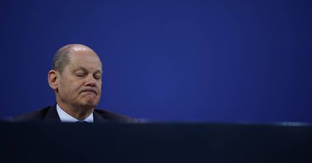 "Bild": Pancerny blef Scholza. "Wydmuszka zamiast listy uzbrojenia"