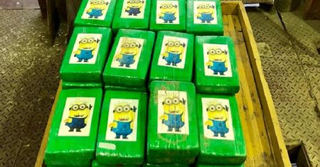 Ukraina. W pojemnikach z bananami znaleziono ponad 50 kg kokainy