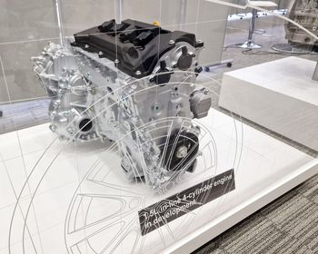 Widziałem dwa nowe silniki Toyoty. Jeden będzie popularny, drugi wściekle mocny