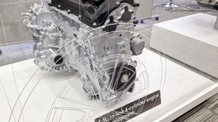 Widziałem dwa nowe silniki Toyoty. Jeden będzie popularny, drugi wściekle mocny