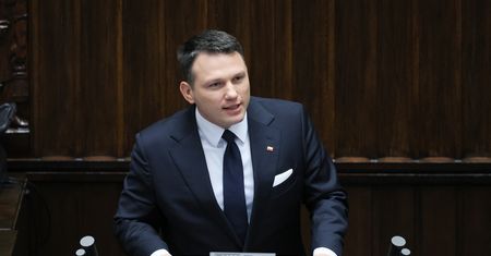 Mentzen śmieje się z wyroku sądu ws. Hołowni? Tak to skomentował