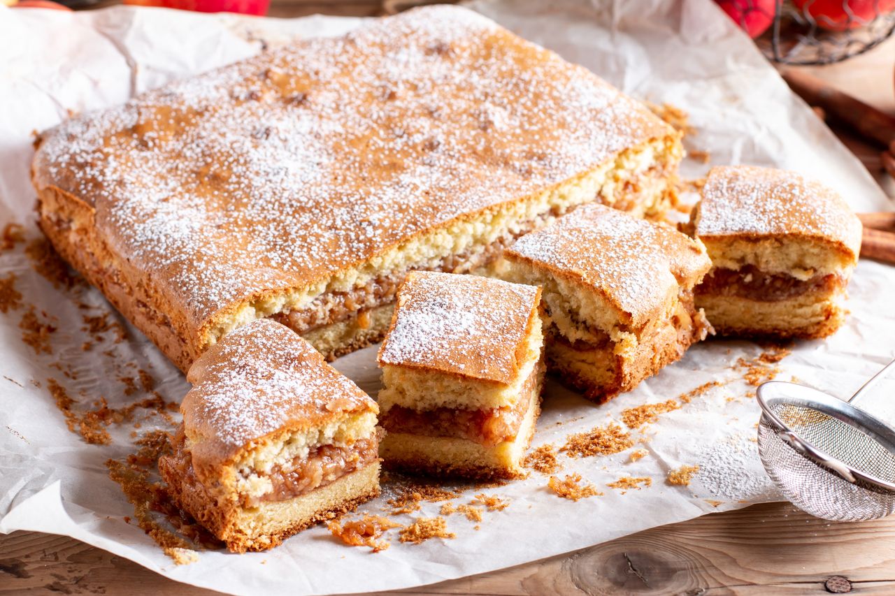 Grandma's secret apple cake recipe for a perfect autumn bake